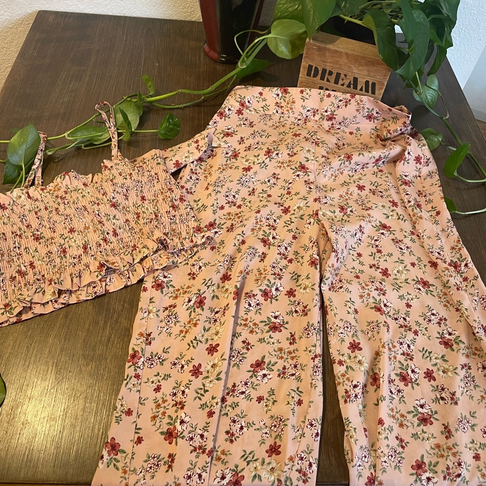 Two piece floral set